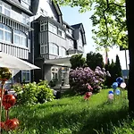 Schieferhof - Glaslust Hotel