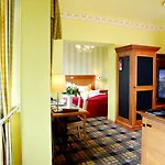 Schieferhof - Glaslust Hotel