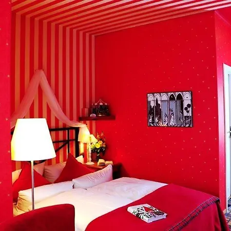Otel Schieferhof - Glaslust 4*