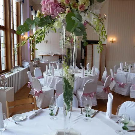 Schieferhof - Glaslust 4*