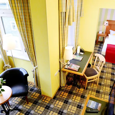 Otel Schieferhof - Glaslust 4*