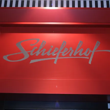 Schieferhof - Glaslust ホテル 4*