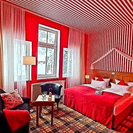 Schieferhof - Glaslust Hotel Neuhaus am Rennweg