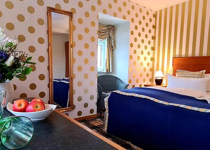 Schieferhof - Glaslust 4*