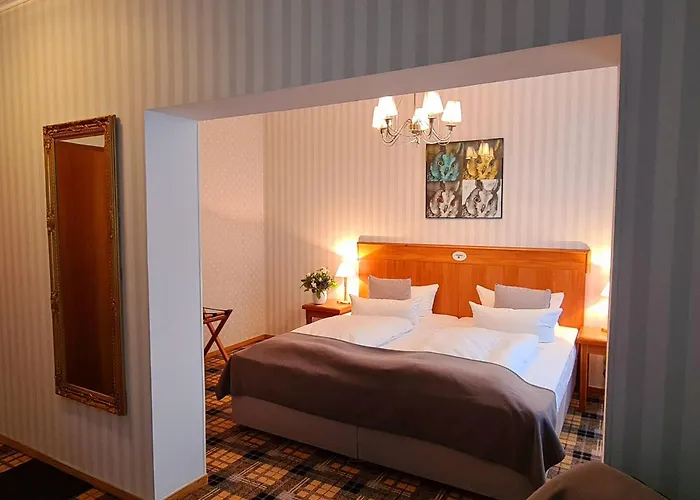 ホテル Schieferhof - Glaslust 4*