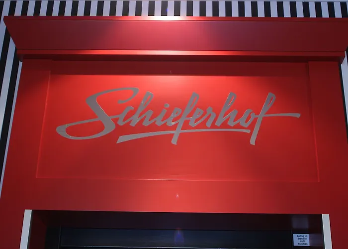 Schieferhof - Glaslust ホテル 4*