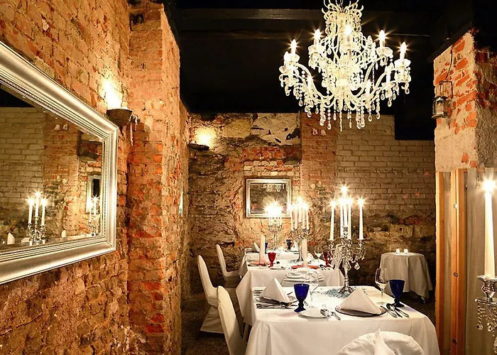 Schieferhof - Glaslust ノイウハウス・アム・レンヴェーク